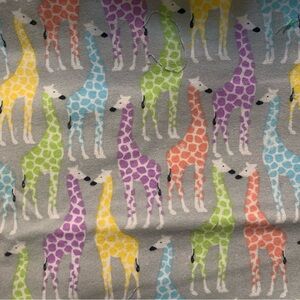 Colorful Giraffe Pattern Fabric Brand New Sold By the Yard I have alot of prints